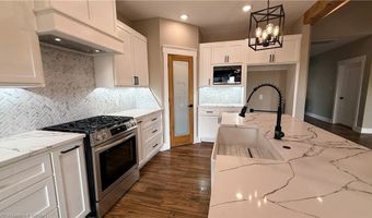 523 Joann Way, Barling, AR 72923