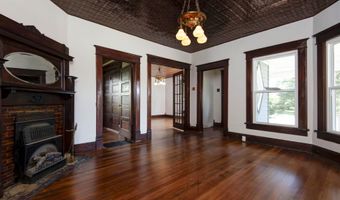 503 Mcnatt Ave, Aurora, MO 65605