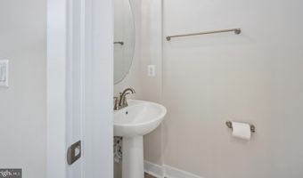 20189 NORTHPARK Dr, Ashburn, VA 20147