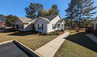 727 Chancery Ln, Aberdeen, NC 28315
