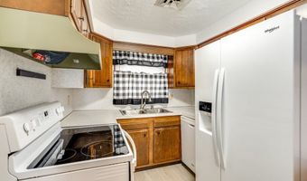 2377 Ansley St, Alliance, OH 44601