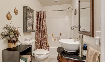 3713 N Peniel Ave, Bethany, OK 73008