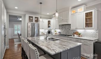 1501 Tippah Ave, Charlotte, NC 28205
