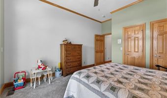 15526 Evans Rd, Basehor, KS 66007