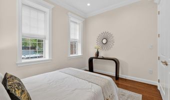 600 HARVARD St NW 1, Washington, DC 20001