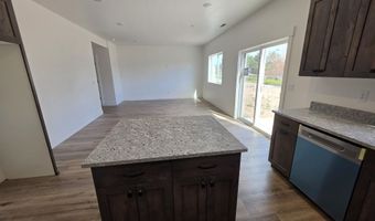 1875 Brynwood Ave, Chubbuck, ID 83202