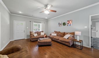 169 Creekside Dr, Austin, AR 72007