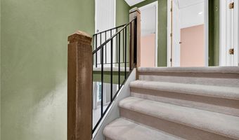 824 S Chillicothe Rd 11, Aurora, OH 44202