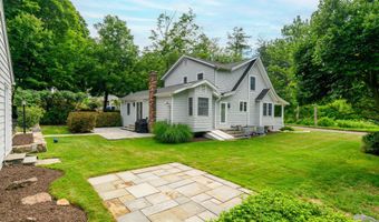 277 Franklin St Ext, Danbury, CT 06811