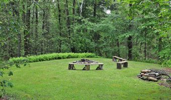 233 Algerie Rd, Becket, MA 01223