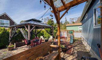 9554 5TH St, Bay City, OR 97107