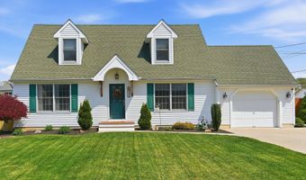 399 Trenton Ave N, Bayville, NJ 08721