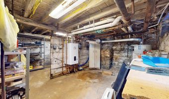 40 N Shore Rd, Absecon, NJ 08201