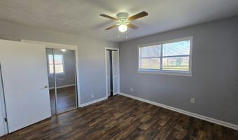 310 S Wickham St, Alvord, TX 76225