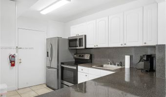 9440 W Bay Harbor Dr 2C, Bay Harbor Islands, FL 33154