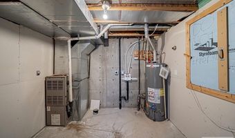 3290 Carolyn Ln, Ammon, ID 83406