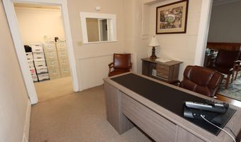 629 W Main St, Abingdon, VA 24210