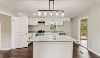 4000 HAZELWOOD Rd, Adamsville, AL 35005