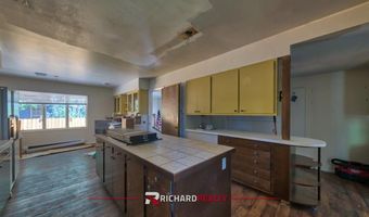 826 Cody Ave, Cody, WY 82414