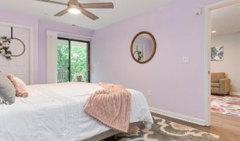 2900 Shipmaster Way #302, Annapolis, MD 21401