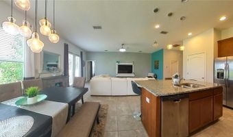 902 GRAND HILLTOP Dr, Apopka, FL 32703
