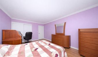 178 Pierce St, Staten Island, NY 10304