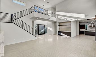 68 Grey Feather Dr, Las Vegas, NV 89135