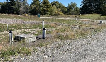 105 Fieldstone Dr, Augusta, ME 04330