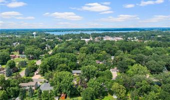 135 Knollwood St W, Annandale, MN 55302