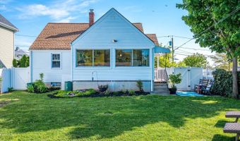 49 N Smith St, Avenel, NJ 07001