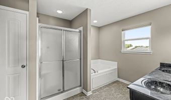 6851 Wilmot Ln, Avon, IN 46123