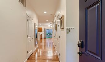 8006 SE SPORRI Ln, Milwaukie, OR 97267