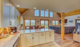 28 Billbarb Rd, Carroll, NH 03598