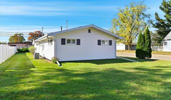 151 E June St, Adams, WI 53910