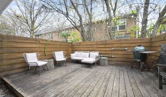 2210 Christian St #4, Baton Rouge, LA 70808