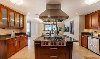 7096 Kalanianaole Hwy, Honolulu, HI 96825