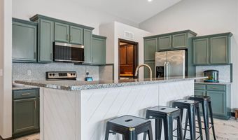 435 E Jefferson St, North Liberty, IA 52317