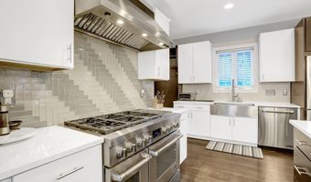3402 8TH St S, Arlington, VA 22204
