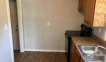 983 RILEY Ave, Alton, IL 62002