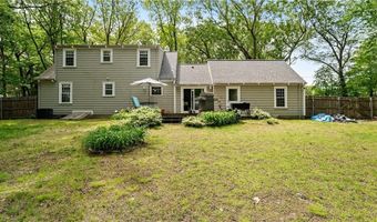 689 Middle Rd, East Greenwich, RI 02818