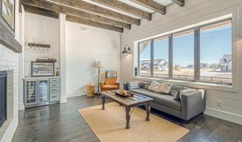560 Talons Reach Run, Berthoud, CO 80513