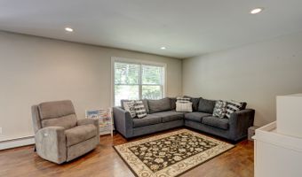 78 Bellevue Dr, Coventry, CT 06238