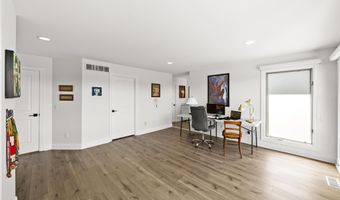 5636 Meadow Ln, Ann Arbor, MI 48105