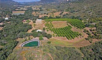 17825 Bear Valley Ln, Escondido, CA 92027