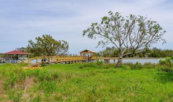 8053 Mariners Lndg, Awendaw, SC 29429