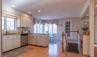 28 Crown Hill Rd, Atkinson, NH 03811