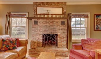 702 N 2nd St, Alpine, TX 79830