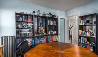 83 Lyndon Rd, Cranston, RI 02905