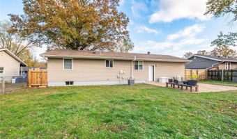 1275 Ballast Point Dr, Arnold, MO 63010