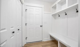 11440 Shoreline Dr 110, Allendale, MI 49401